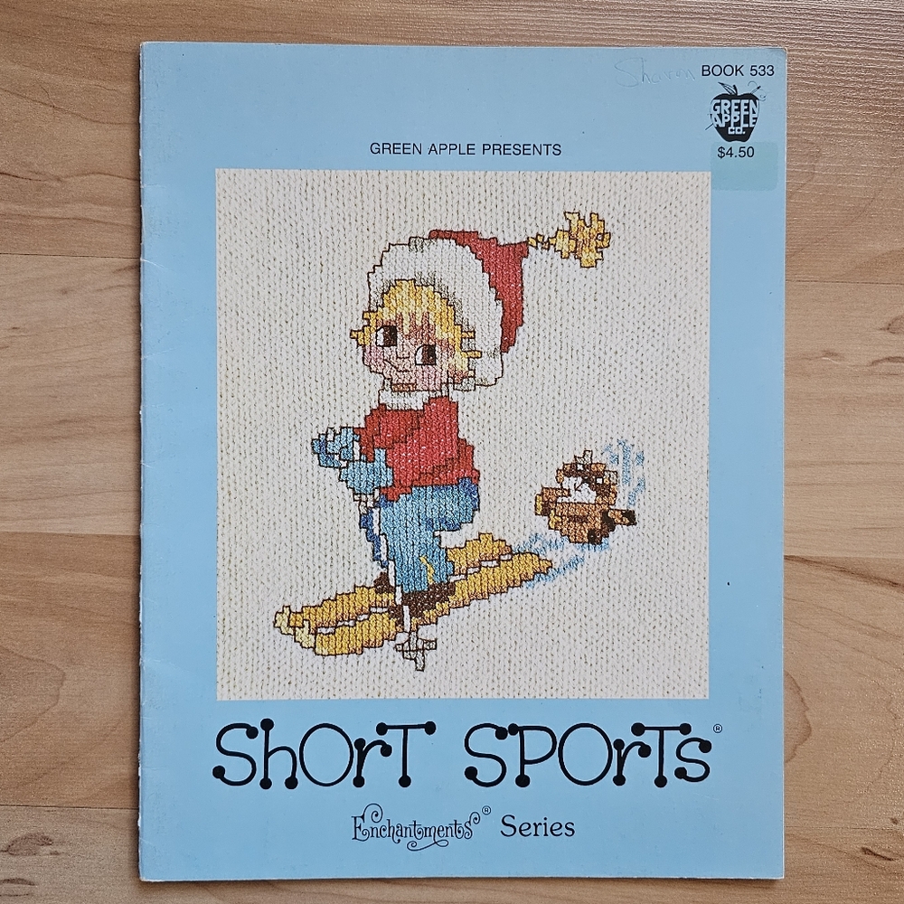 Leaflet Cross Stitch Green Apple "Short Sports"